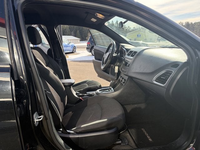 2012 Dodge Avenger SE