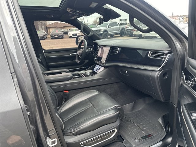 2022 Jeep Grand Wagoneer Series II Obsidian
