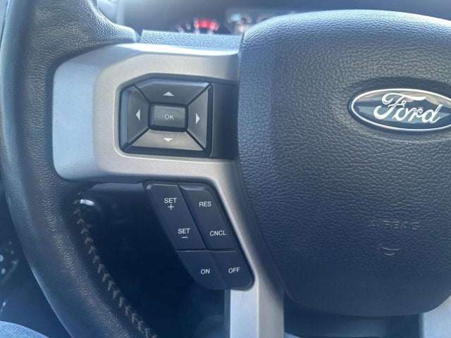 2017 Ford Super Duty F-350 SRW Lariat