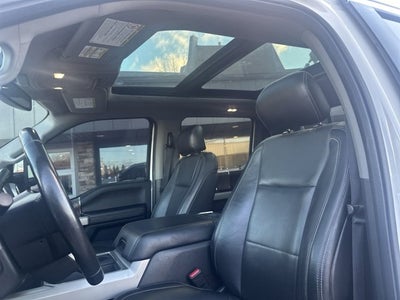 2017 Ford Super Duty F-350 SRW Lariat