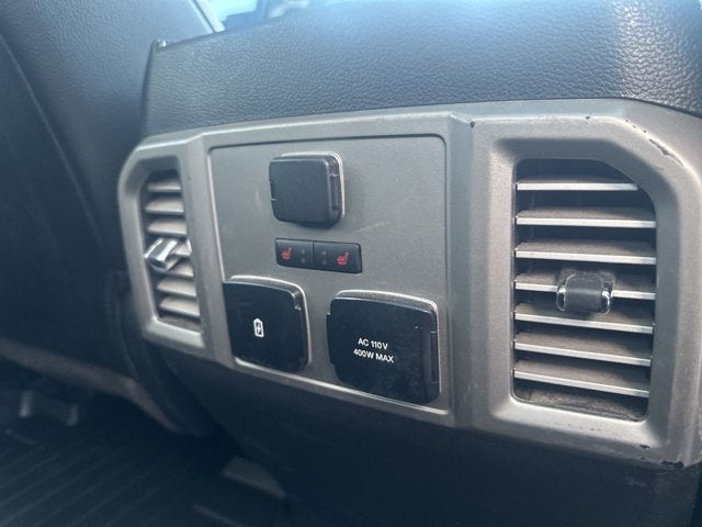 2017 Ford Super Duty F-350 SRW Lariat