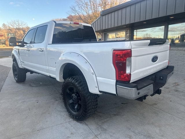 2017 Ford Super Duty F-350 SRW Lariat