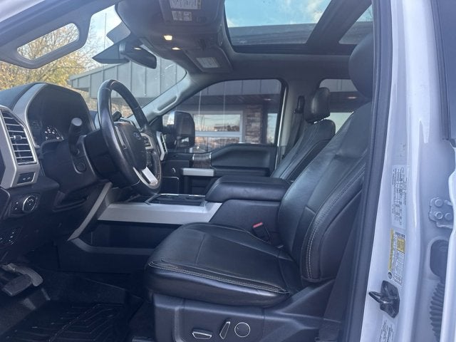 2017 Ford Super Duty F-350 SRW Lariat