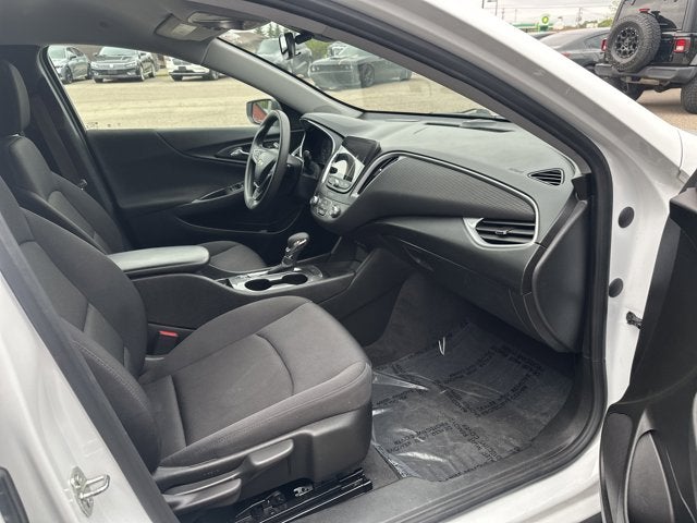 2023 Chevrolet Malibu LS