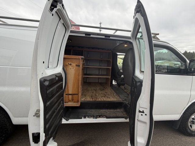 2017 Chevrolet Express Cargo Van Base