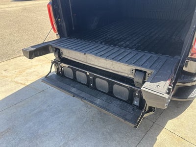 2022 GMC Sierra 1500 Limited AT4