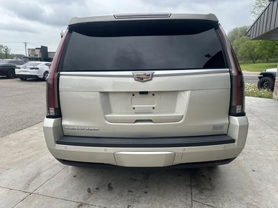 2017 Cadillac Escalade Luxury