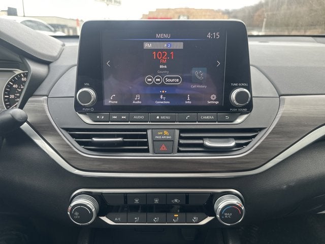 2025 Nissan Altima SV