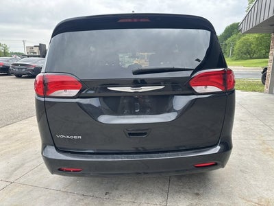 2022 Chrysler Voyager LX