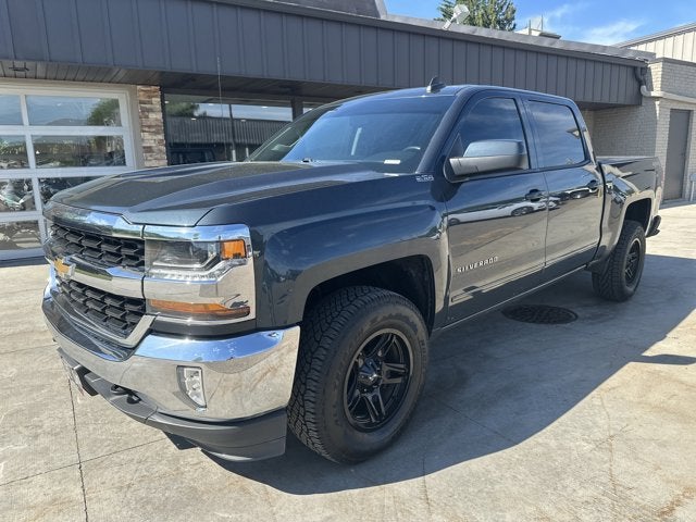 2017 Chevrolet Silverado 1500 LT 4X4 Crew Cab Short Box's photo
