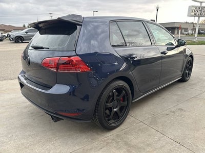 2017 Volkswagen Golf GTI Sport