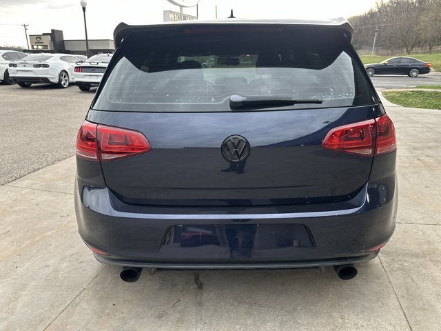 2017 Volkswagen Golf GTI Sport