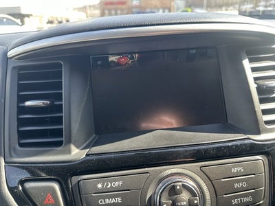 2019 Nissan Pathfinder SV