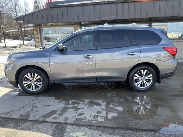 2019 Nissan Pathfinder SV