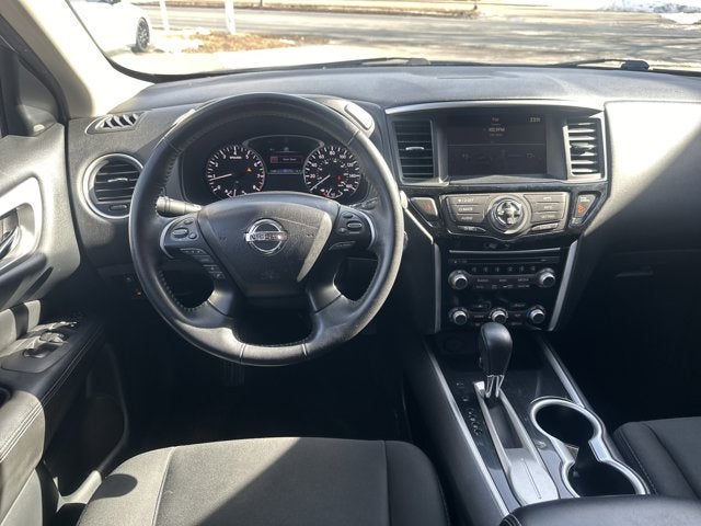 2019 Nissan Pathfinder SV