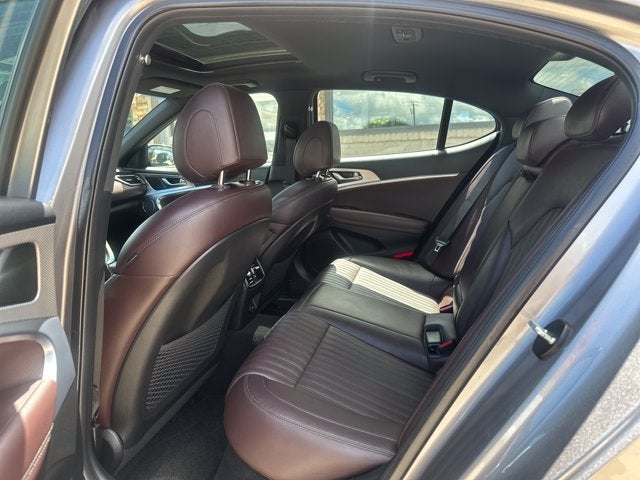 2022 Genesis G70 2.0T