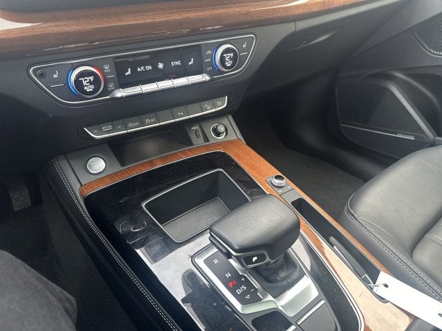 2023 Audi Q5 S line Premium Plus