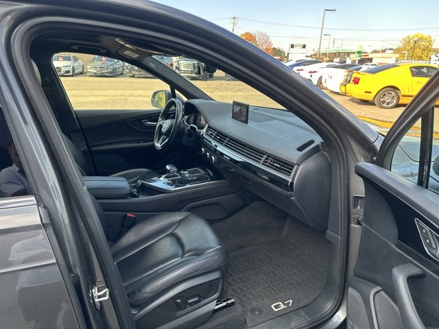 2019 Audi Q7 Premium Plus