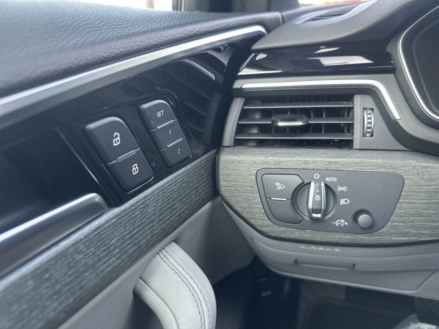 2022 Audi A4 Sedan S line Premium Plus