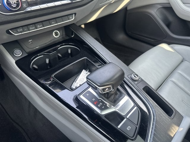 2022 Audi A4 Sedan S line Premium Plus