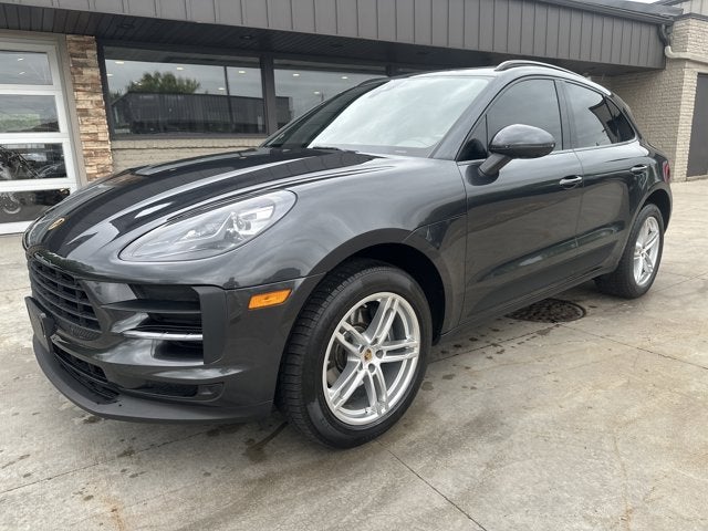 2019 Porsche Macan -'s photo