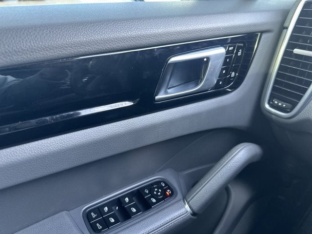 2019 Porsche Cayenne S