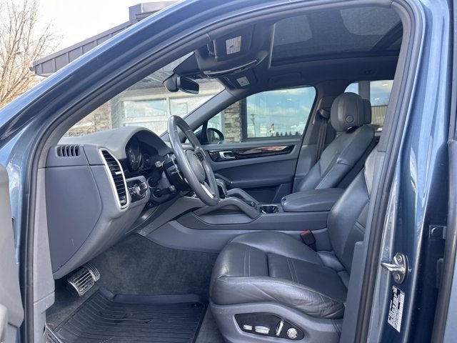 2019 Porsche Cayenne S